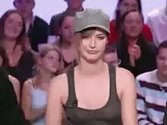 Jeune salope tire sa tv porno francais bouche et la bite