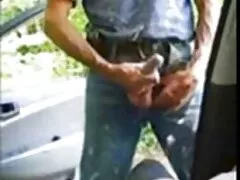 Le garçon prend la caméra et mange video porno francai sa mère.