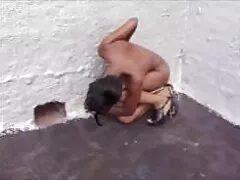 Cinq larmes noires et dures deux pièces porno francais public blanches