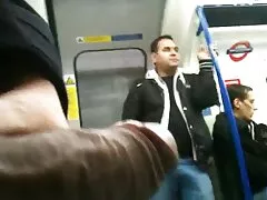 Je suis pono francais gratuit venu au casting et j'ai montré tous mes talents à un homme enthousiaste.