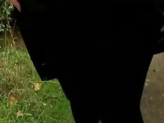 Un porno entre frere et soeur francais homme adulte a une jeune pute sur la table.